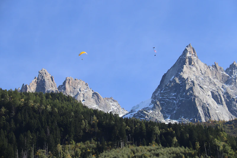 Météo incertaine pour un vol parapente